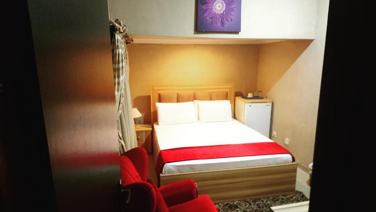 The Ambassadors Hotel Лагос Экстерьер фото